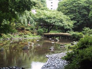 2004_Koishikawa_Korakuen_Gardens_01.jpg